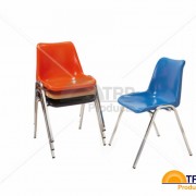 CP-02 - เก้าอี้โพลีขาเหลี่ยม 0